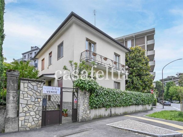 casa indipendente in vendita a Bergamo in zona Bergamo Centro