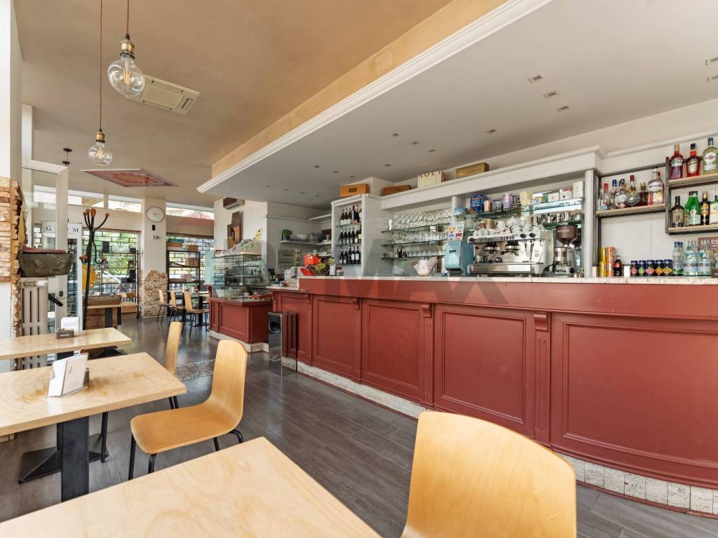 negozio in vendita a Bergamo in zona Borgo Palazzo