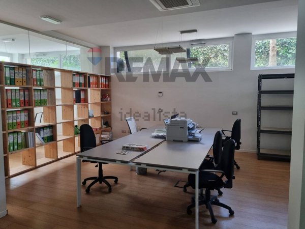 ufficio in vendita a Bergamo in zona Loreto