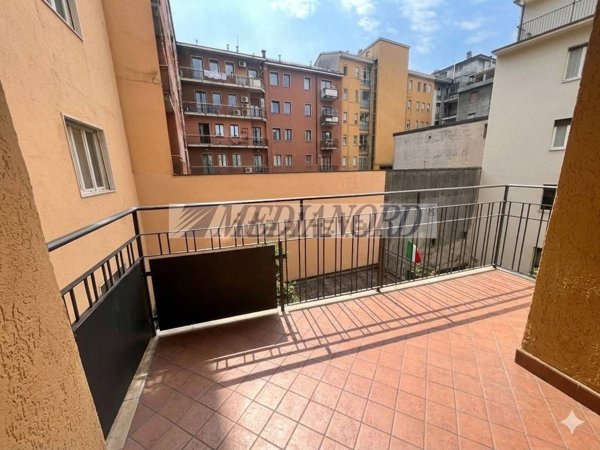 ufficio in vendita a Bergamo in zona Città Alta