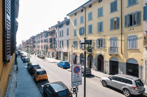 locale commerciale in vendita a Bergamo in zona Bergamo Centro