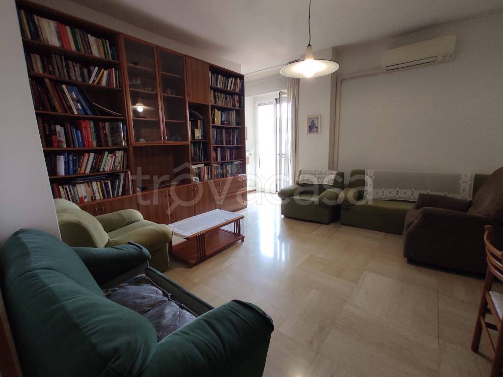 appartamento in vendita a Bergamo in zona Borgo Santa Caterina