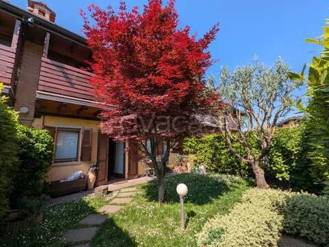 casa indipendente in vendita a Bergamo