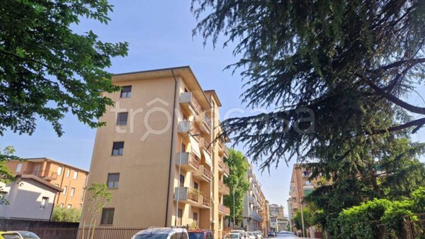 appartamento in vendita a Bergamo in zona Canovine