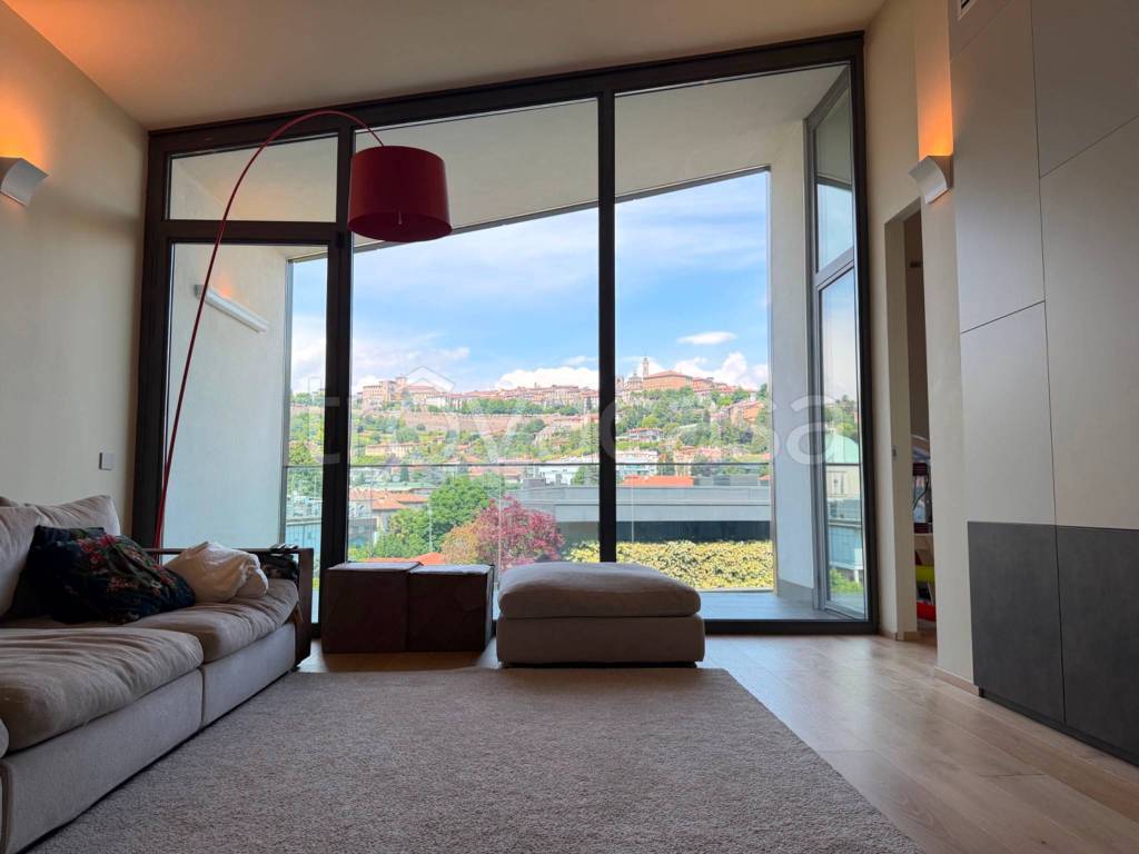 appartamento in vendita a Bergamo in zona Città Alta