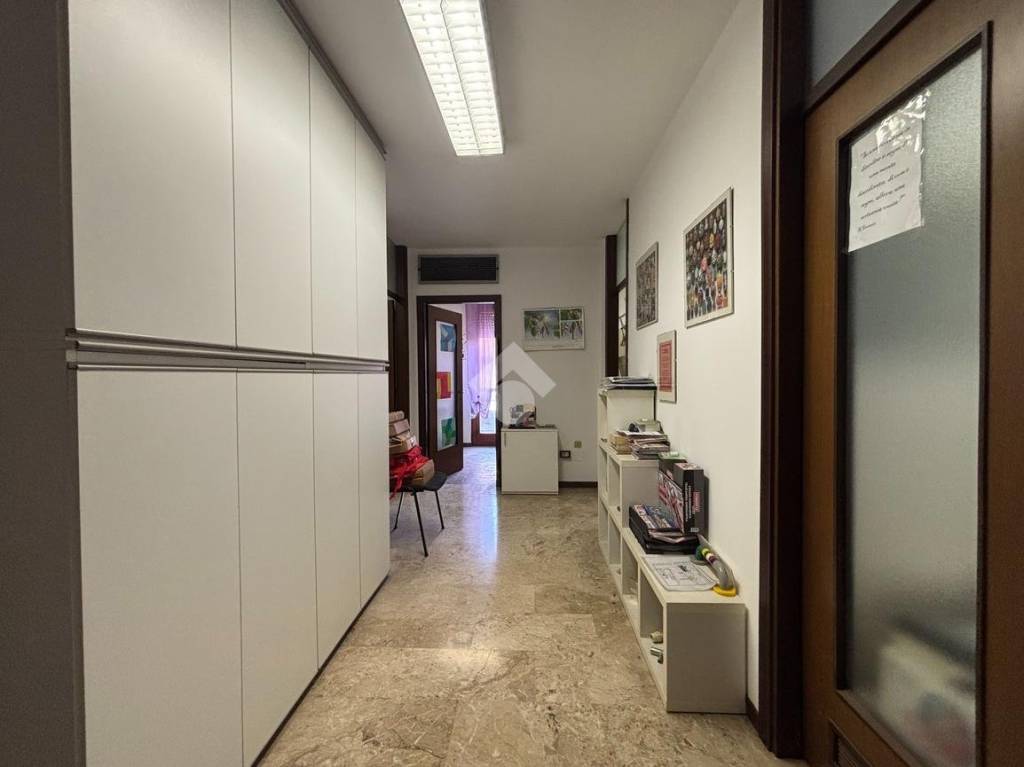 appartamento in vendita a Bergamo in zona Canovine