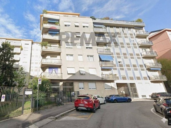 appartamento in vendita a Bergamo in zona Borgo Santa Caterina