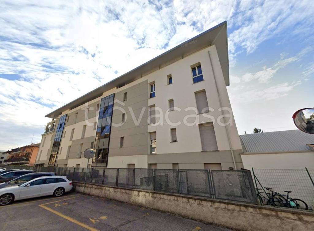 appartamento in vendita a Bergamo in zona Borgo Palazzo