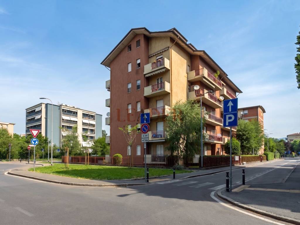 appartamento in vendita a Bergamo in zona Celadina