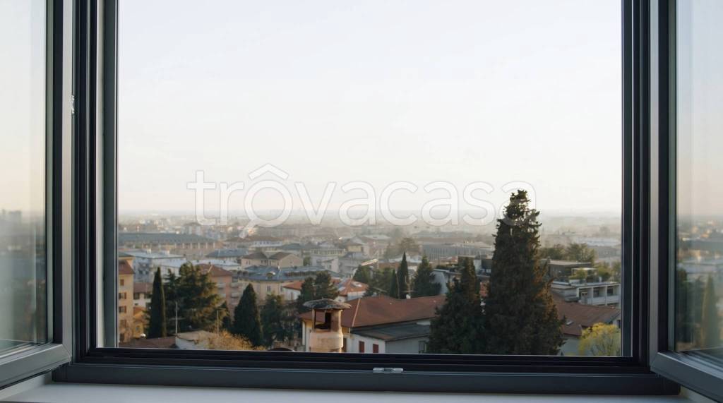 appartamento in vendita a Bergamo
