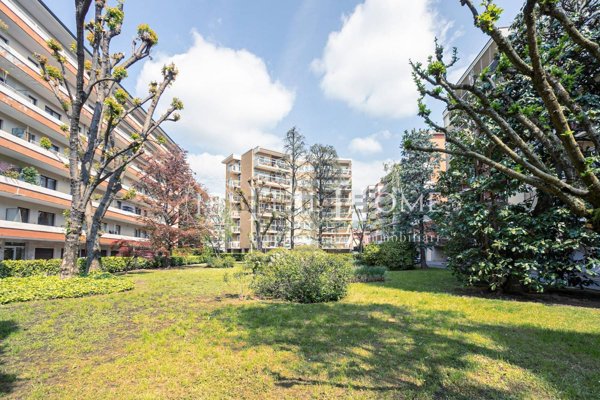 appartamento in vendita a Bergamo in zona Borgo Santa Caterina