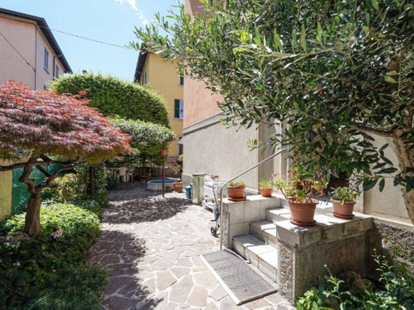 appartamento in vendita a Bergamo in zona Canovine