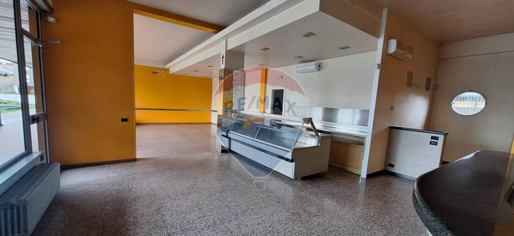 locale commerciale in vendita a Bergamo in zona Malpensata
