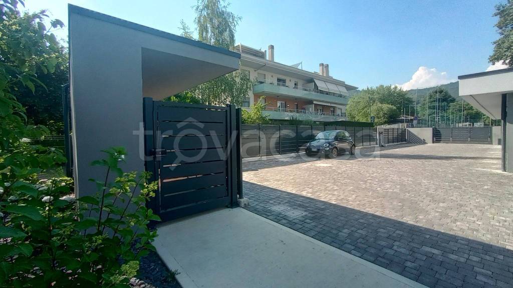 appartamento in vendita a Bergamo in zona Valtesse/Valverde