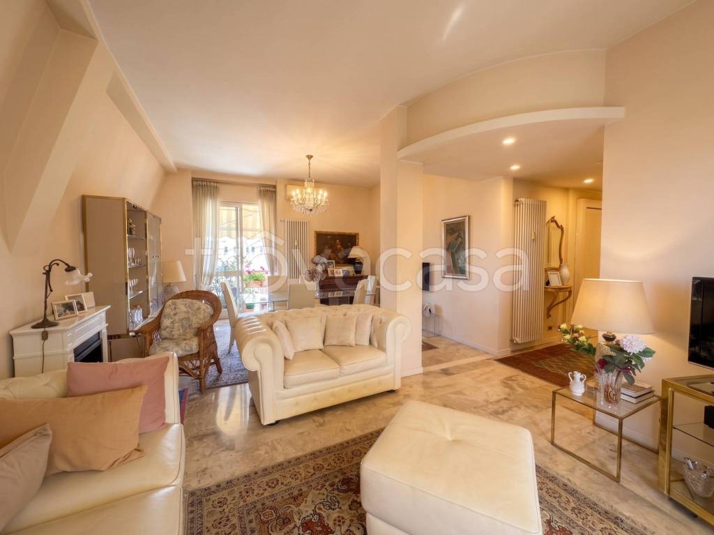 appartamento in vendita a Bergamo in zona Bergamo Centro