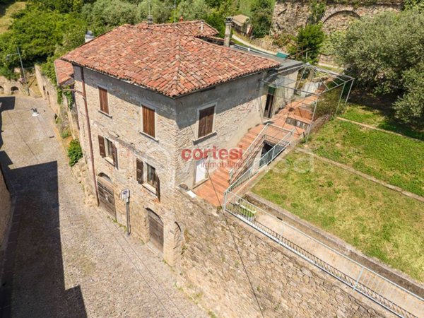 casa indipendente in vendita a Bergamo in zona Borgo Canale