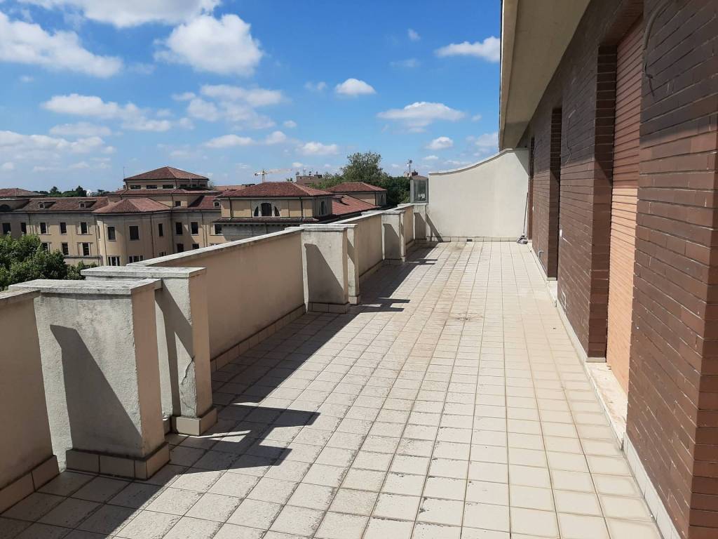 appartamento in vendita a Bergamo in zona Borgo Palazzo