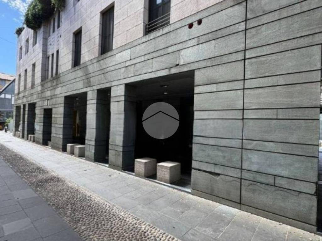 negozio in vendita a Bergamo in zona Borgo Palazzo