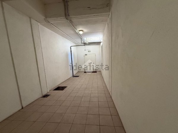 locale di sgombero in vendita a Bergamo in zona Celadina