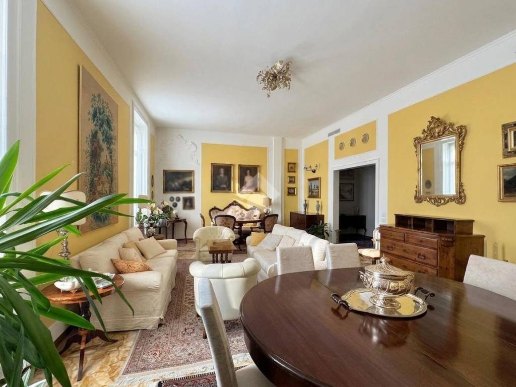appartamento in vendita a Bergamo in zona Borgo Palazzo