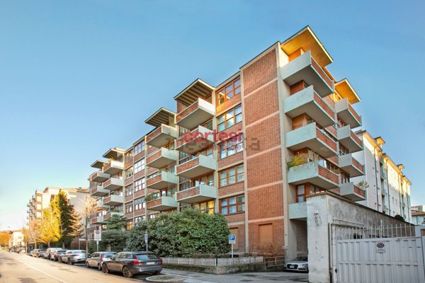 ufficio in vendita a Bergamo in zona Borgo Pignolo