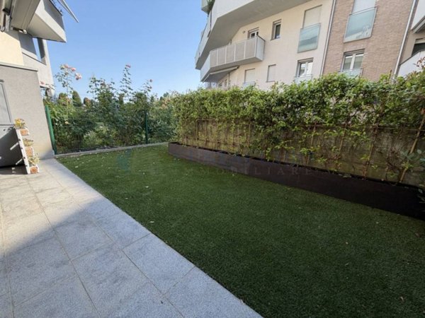 appartamento in vendita a Bergamo in zona Villaggio degli Sposi