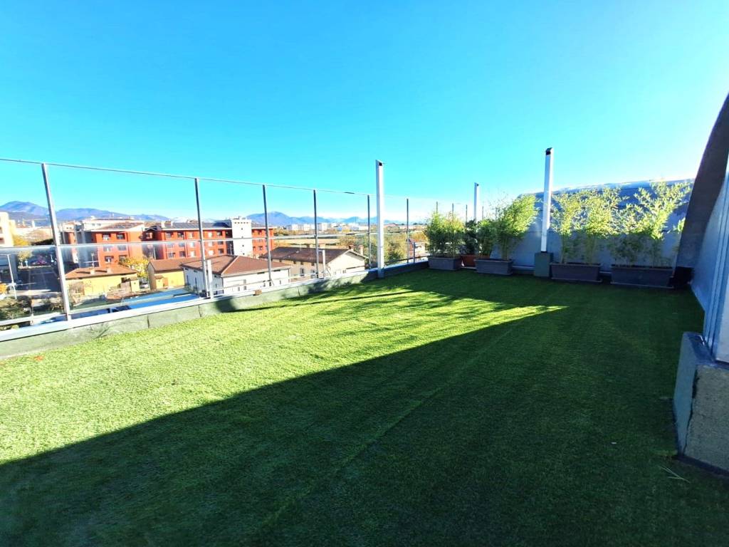 appartamento in vendita a Bergamo in zona Villaggio degli Sposi
