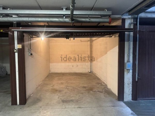 negozio in vendita a Bergamo in zona Bergamo Centro