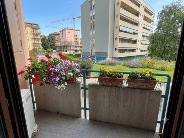 appartamento in vendita a Bergamo in zona Canovine