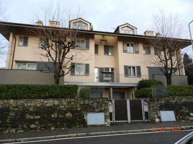 casa indipendente in vendita a Bergamo in zona Monterosso