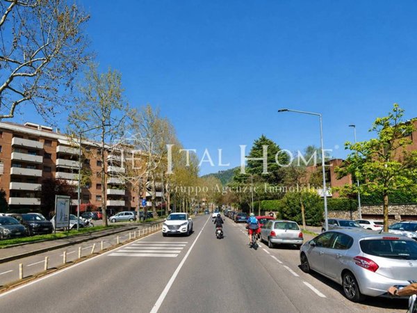 appartamento in vendita a Bergamo in zona Monterosso