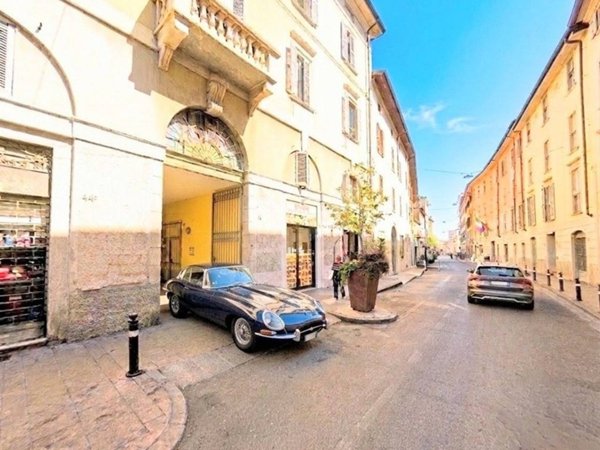 locale di sgombero in vendita a Bergamo in zona San Giorgio