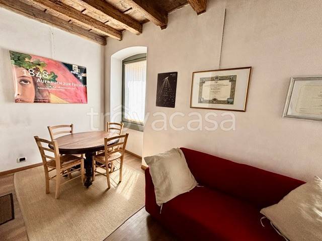 appartamento in vendita a Bergamo in zona Borgo Santa Caterina