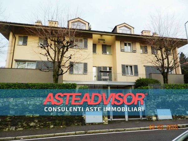 casa indipendente in vendita a Bergamo in zona Monterosso