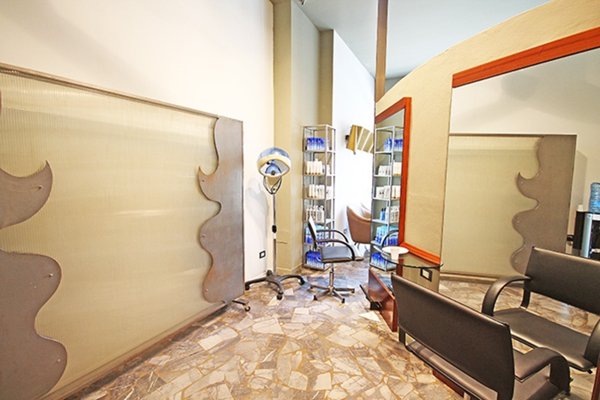 negozio in vendita a Bergamo in zona Bergamo Centro