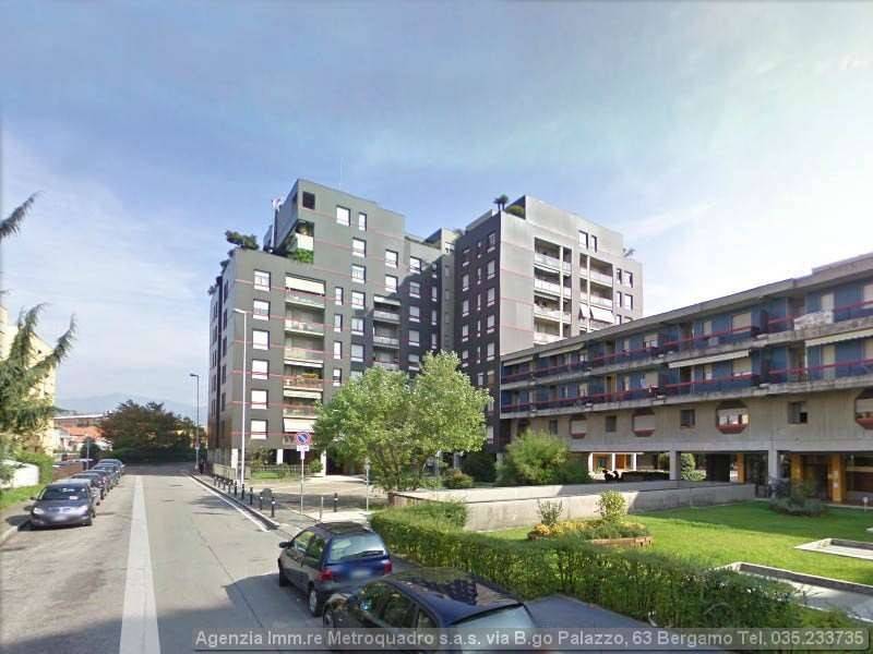 ufficio in vendita a Bergamo in zona Malpensata