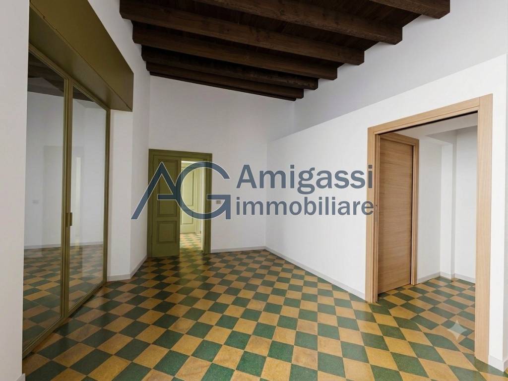 appartamento in vendita a Bergamo in zona Borgo Palazzo