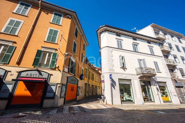 appartamento in vendita a Bergamo in zona Borgo Palazzo