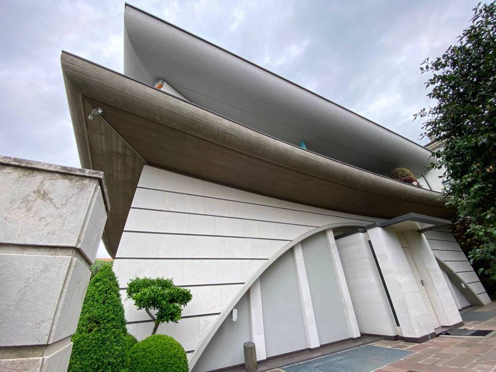 casa indipendente in vendita a Bergamo in zona Borgo Palazzo