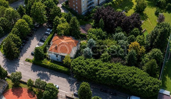 casa indipendente in vendita a Bergamo in zona Malpensata