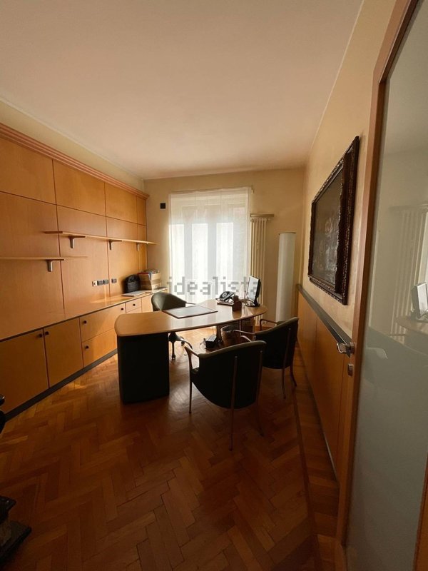 ufficio in vendita a Bergamo in zona Bergamo Centro