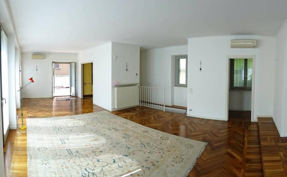 casa indipendente in vendita a Bergamo in zona Bergamo Centro