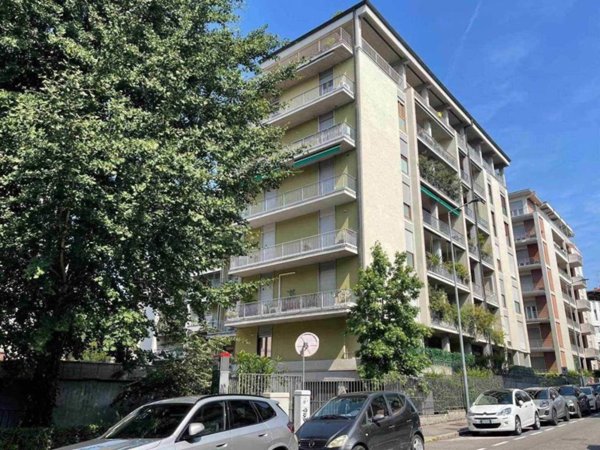 appartamento in vendita a Bergamo in zona Loreto