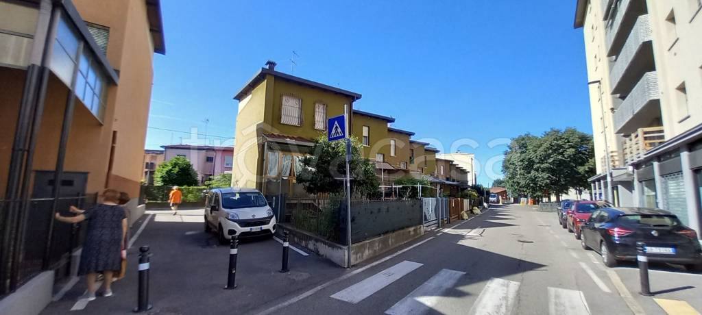 casa indipendente in vendita a Bergamo in zona Canovine