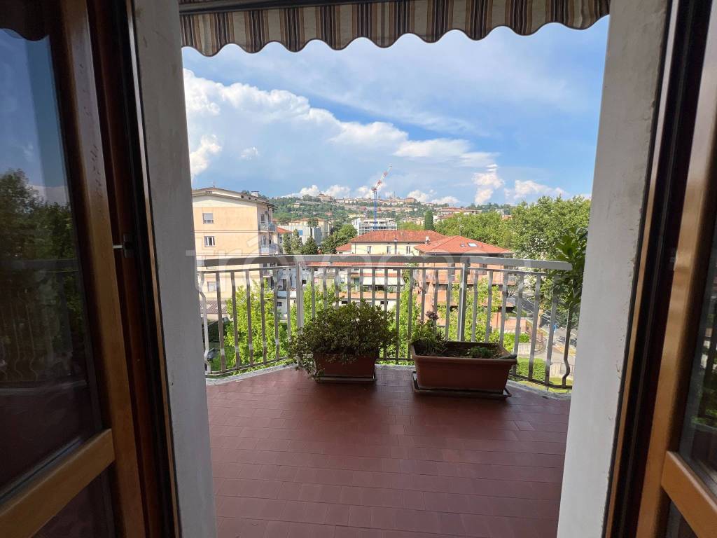 appartamento in vendita a Bergamo in zona Ospedale