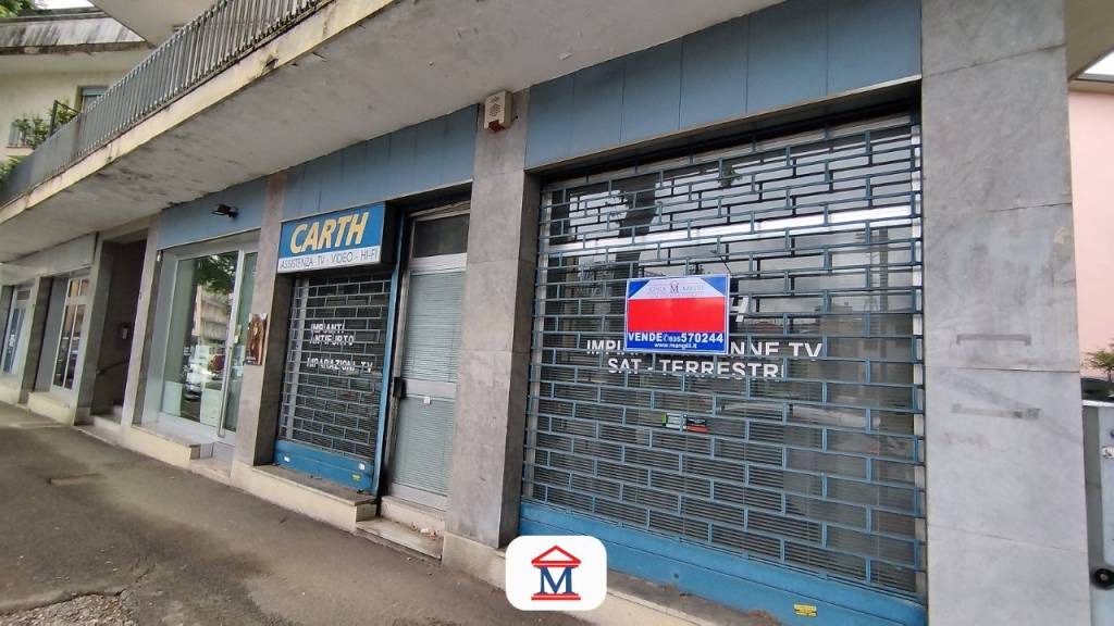 negozio in vendita a Bergamo in zona Conca Fiorita