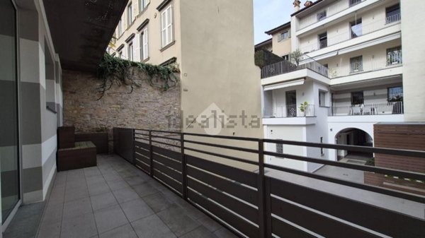 appartamento in vendita a Bergamo in zona Bergamo Centro