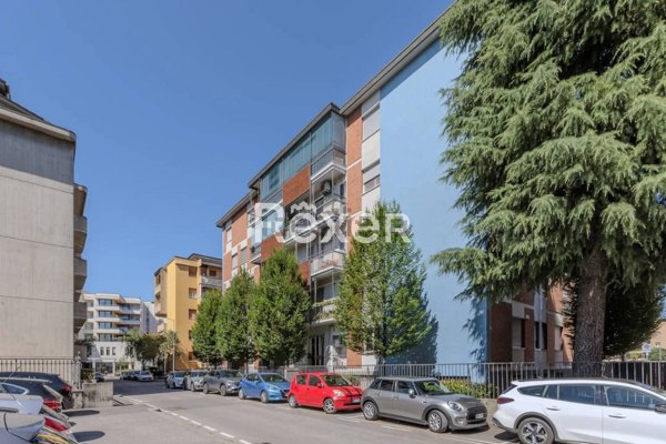 appartamento in vendita a Bergamo in zona Loreto