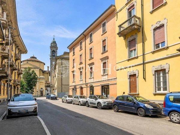 appartamento in vendita a Bergamo in zona Borgo Palazzo