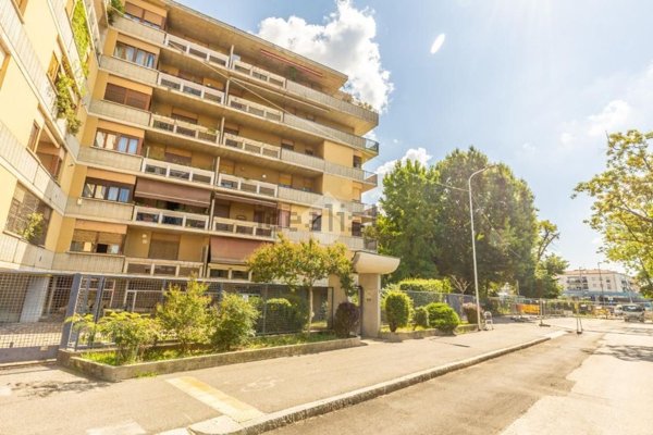 appartamento in vendita a Bergamo in zona Redona